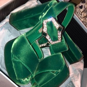Prada velvet green diamond heels